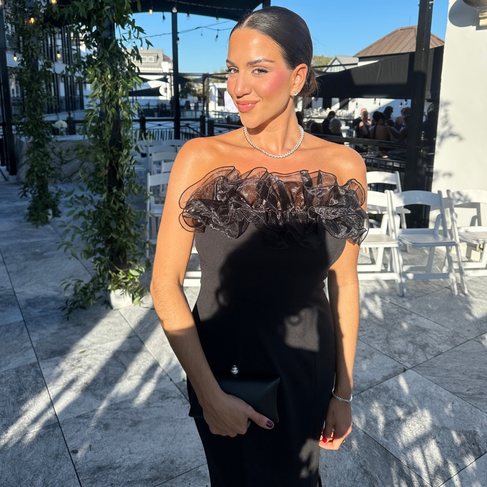 Elegant Black Off-Shoulder Ruffle Wedding Dress